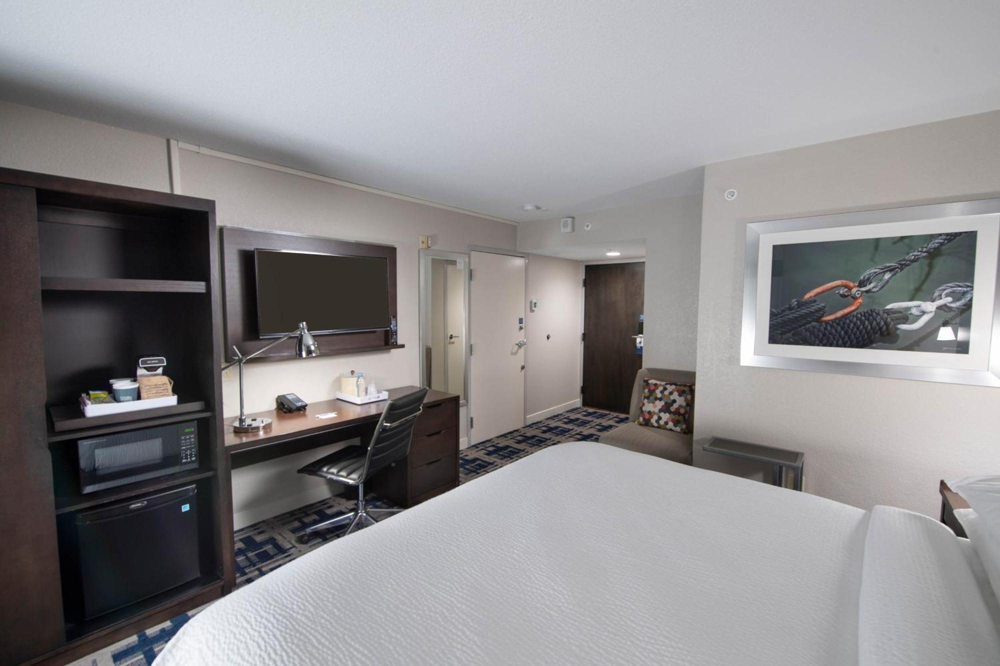 Four Points By Sheraton Charlotte - Lake Norman Huntersville Bagian luar foto
